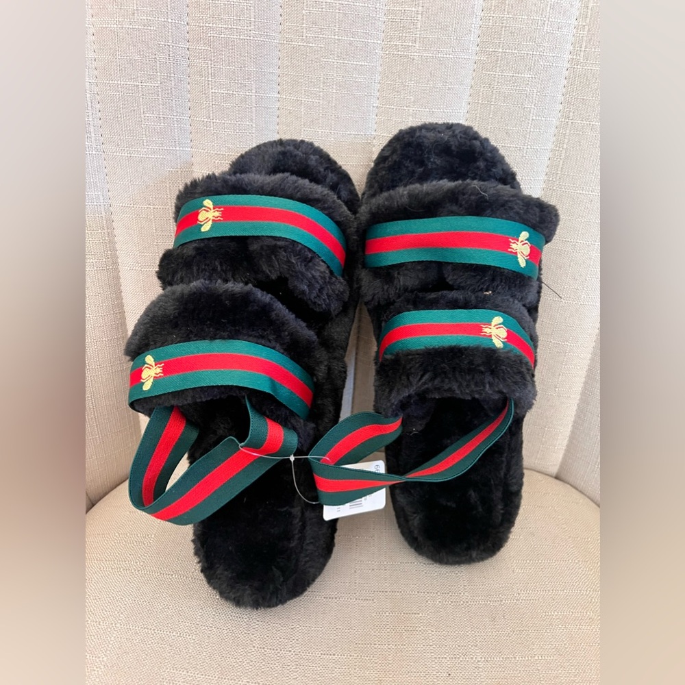 Faux fur slides